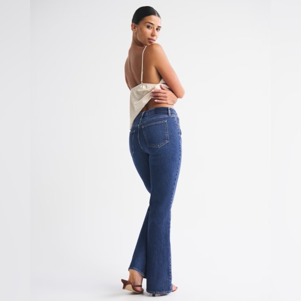 Abercrombie and Fitch The Flare Ultra High Rise Curve Love‎ size 28/6 R